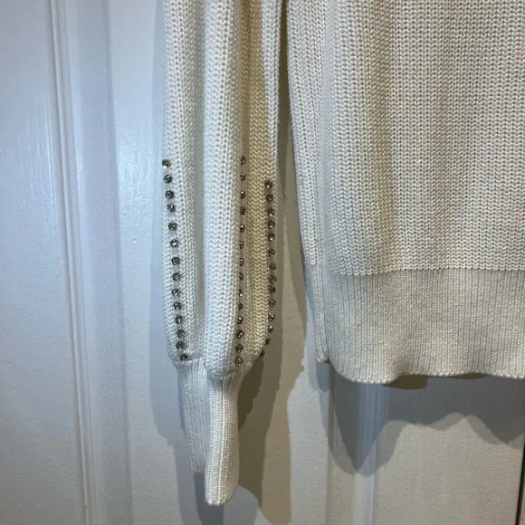 Laura Pearl & Rhinestone Detail Sweater - Picture 12 of 13